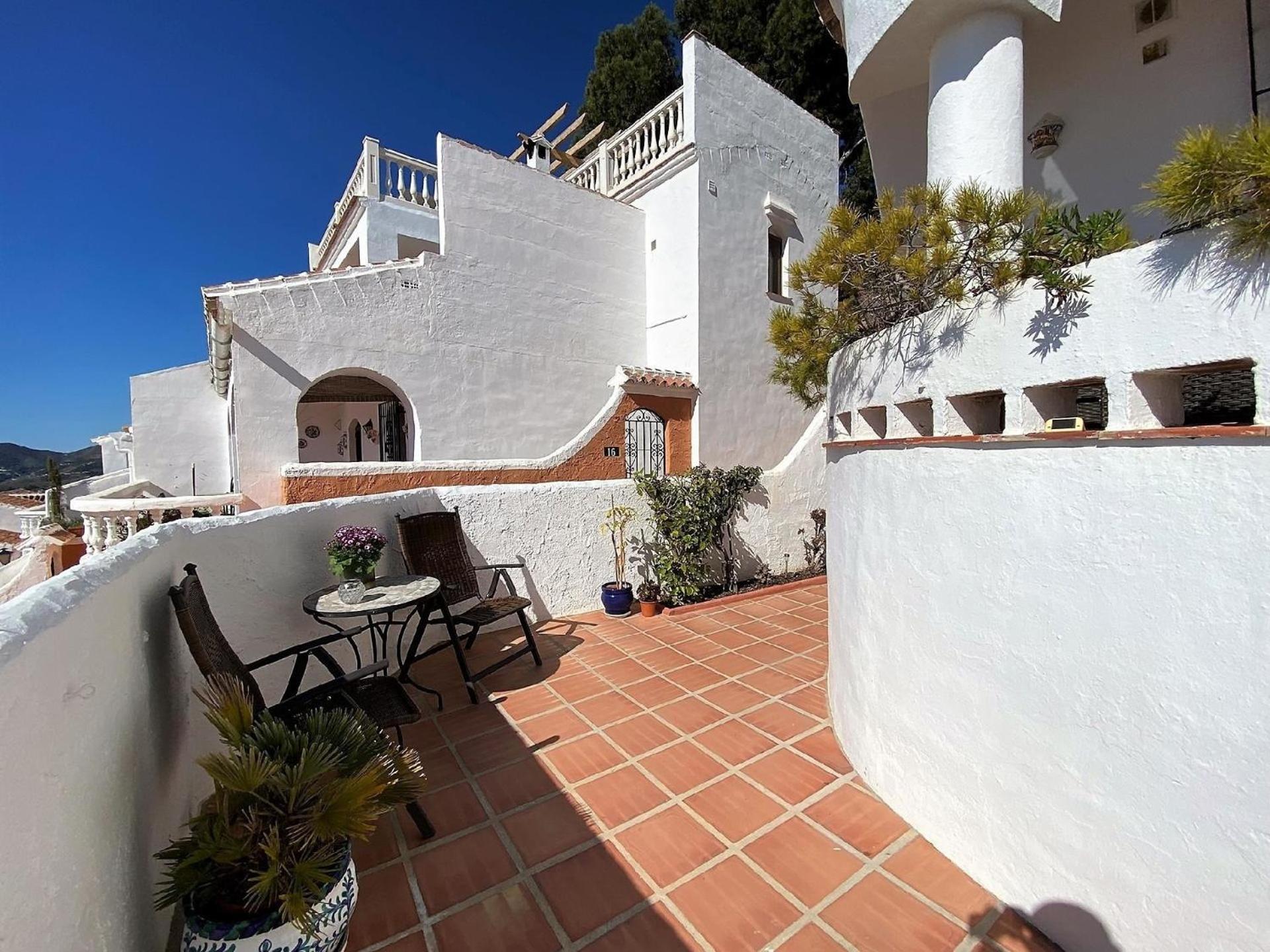 Fuer 3 Personen Ca 60 Qm In Nerja, Andalusien Costa Del Sol *